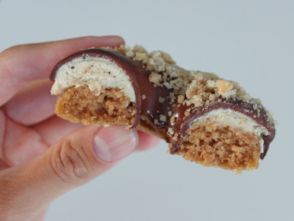 aa5552b1-070f-423a-ba33-2e5484a0d606