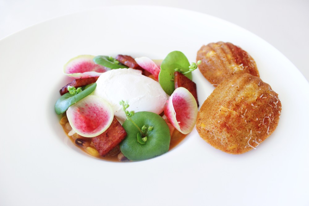 d8ea6d57-94a5-4ad3-a5f7-fe94f87bf55d